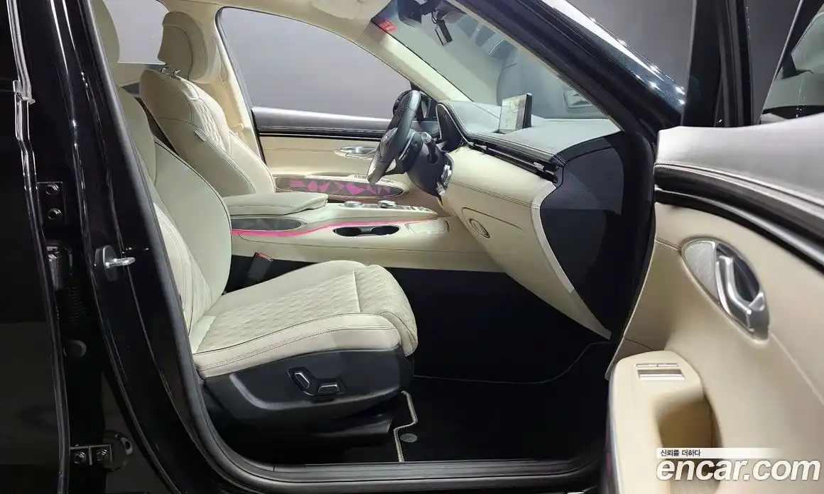 Genesis GV70 2024 2.5 Автомат в Москве № 24393, фото 7