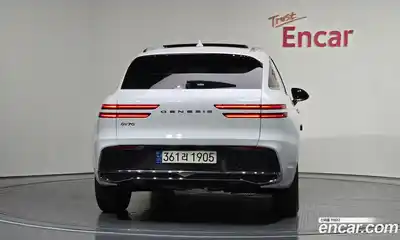 Genesis GV70, 2025