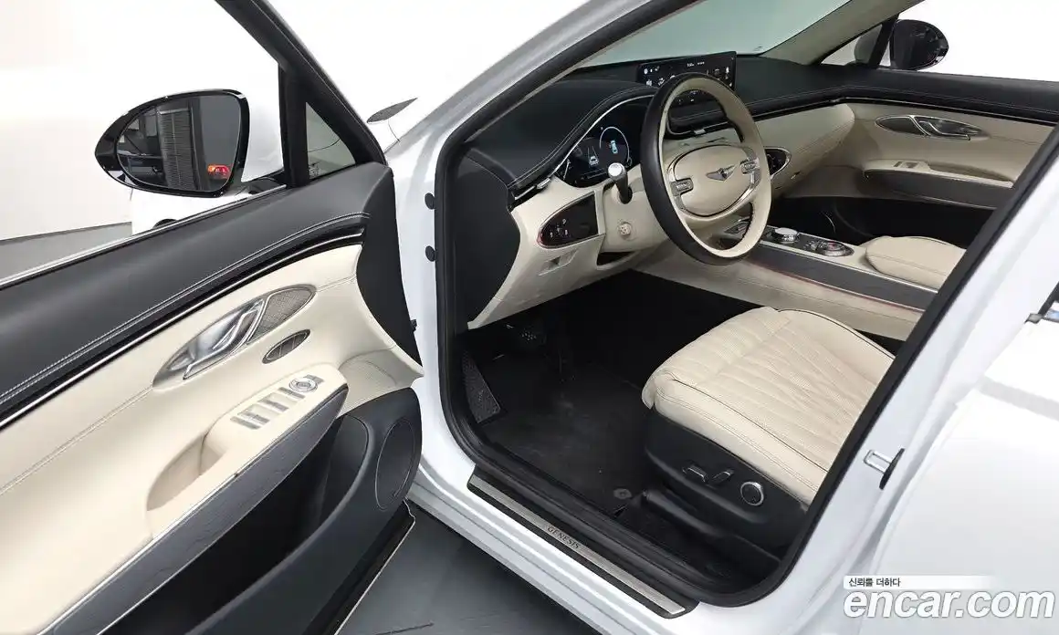 Genesis GV70 2021 2.5 Автомат в Москве № 24690, фото 14