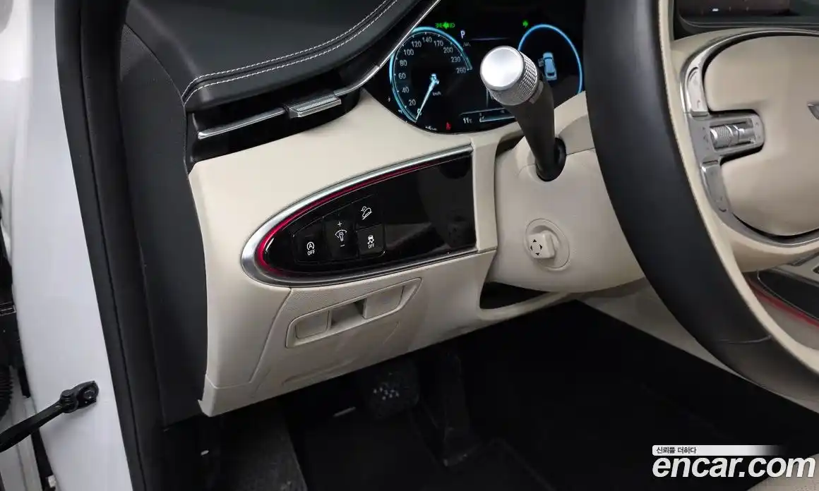 Genesis GV70 2021 2.5 Автомат в Москве № 24690, фото 16