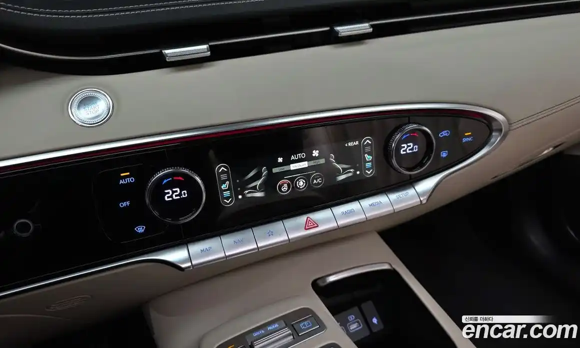 Genesis GV70 2021 2.5 Автомат в Москве № 24690, фото 3