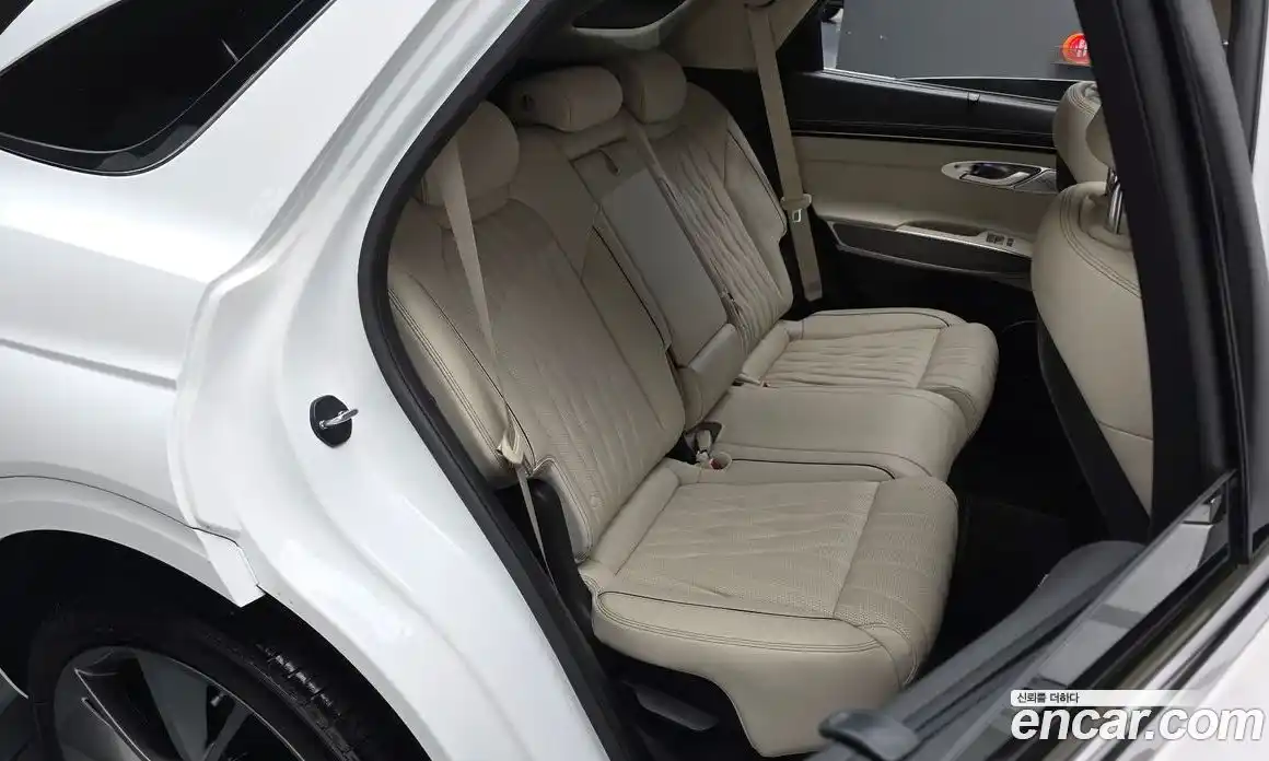 Genesis GV70 2021 2.5 Автомат в Москве № 24690, фото 10