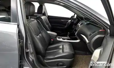 Nissan Altima 2015 2.5 Автомат в Москве № 248839, миниатюра 5