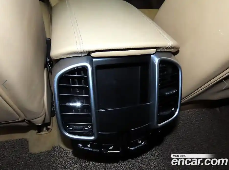 Porsche Cayenne 2017 3.0 Автомат в Москве № 252469, фото 14