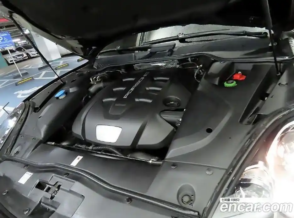 Porsche Cayenne 2017 3.0 Автомат в Москве № 252469, фото 18