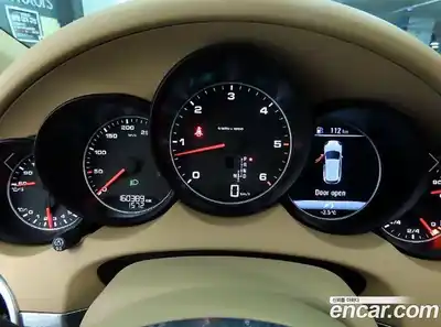 Porsche Cayenne 2017 3.0 Автомат в Москве № 252469, миниатюра 9