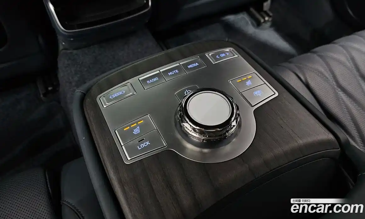 Genesis G80 2025 2.5 Автомат в Москве № 25713, фото 13