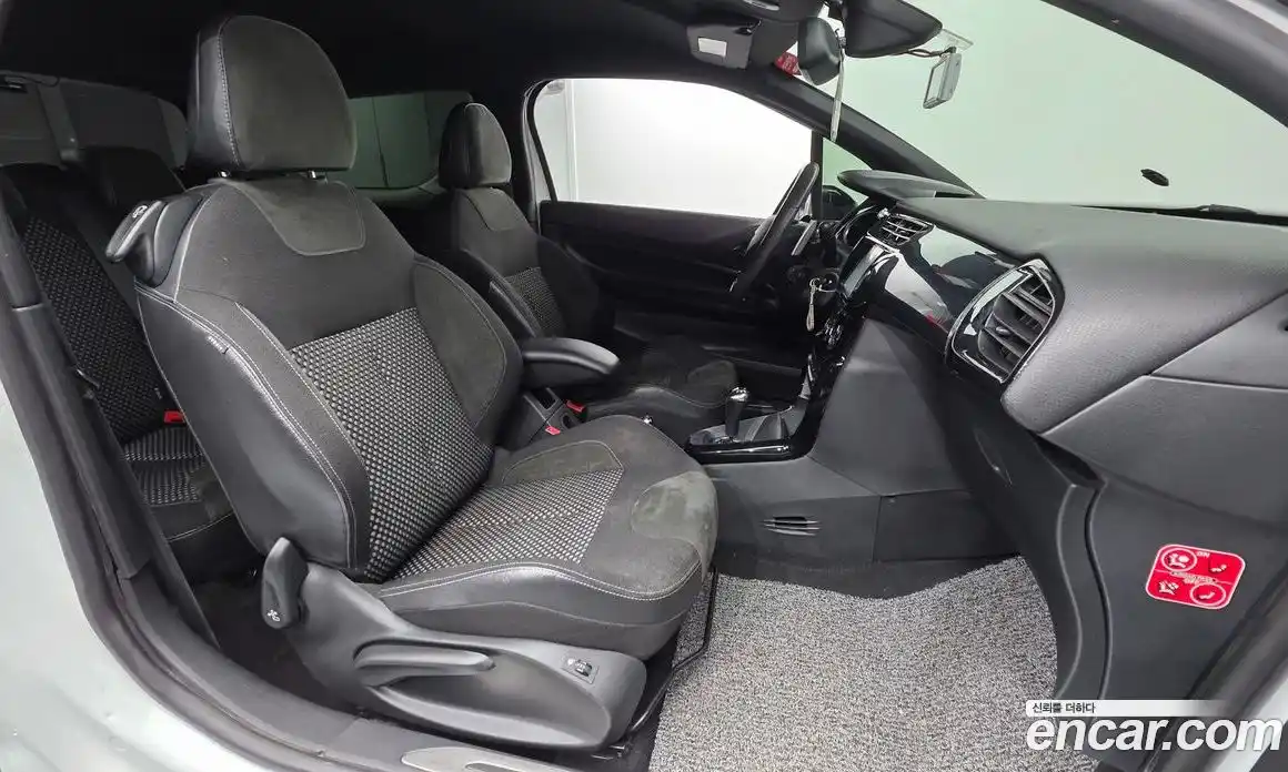 Citroen DS3 2013 1.6 Автомат в Москве № 258952, фото 10