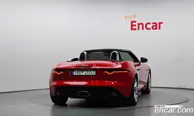 Jaguar F-Type, 2020