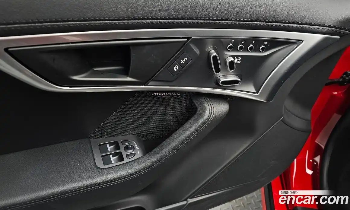 Jaguar F-Type 2020 2.0 Автомат в Москве № 260996, фото 13