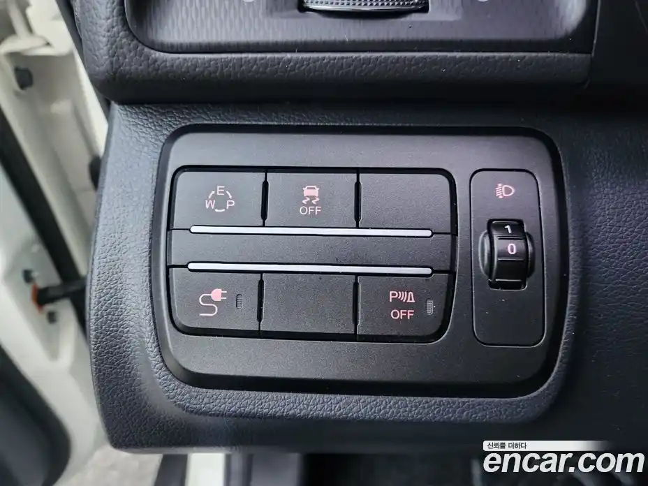 SsangYong TIBOLI 2017 1.6 Автомат в Москве № 261394, фото 17