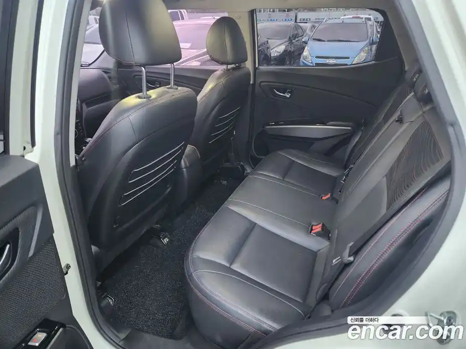 SsangYong TIBOLI 2017 1.6 Автомат в Москве № 261394, фото 10