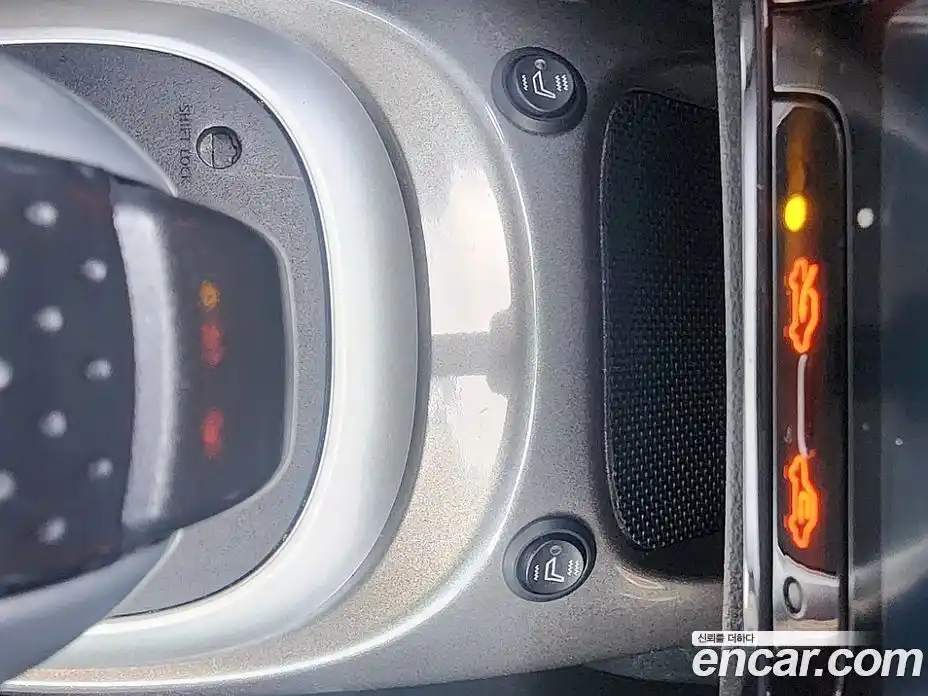 Nissan Juke 2014 1.6 Автомат в Москве № 267466, фото 10