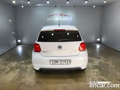 Volkswagen Polo 2014 1.6 Автомат в Москве № 272922, миниатюра 5