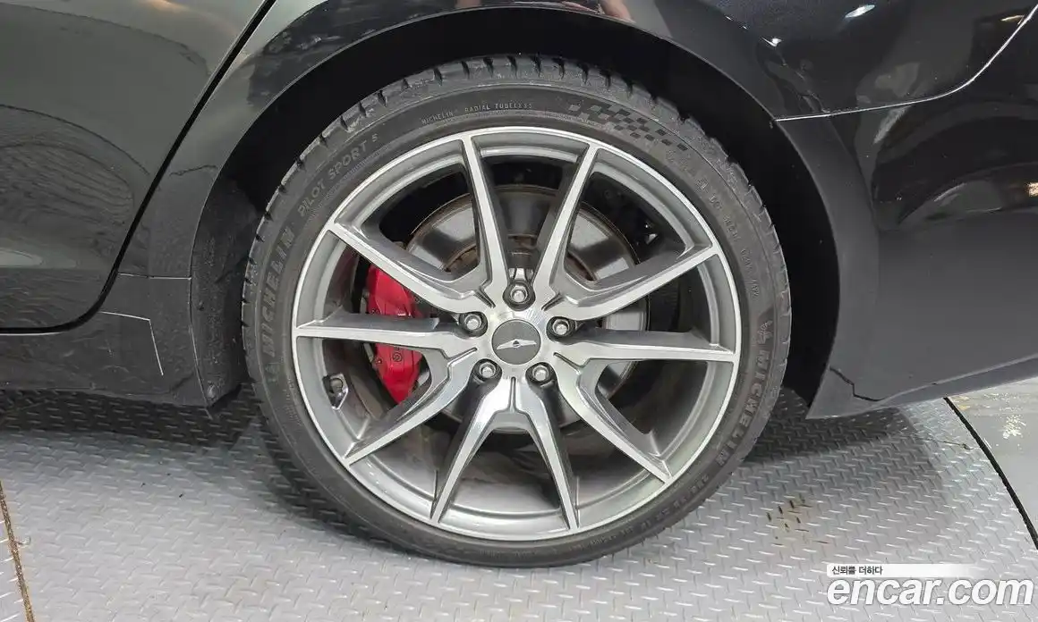 Genesis G70 2019 2.0 Автомат в Москве № 27374, фото 13