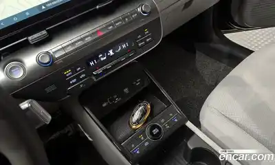 Hyundai Kona 2023 1.6 Автомат в Москве № 2771, миниатюра 8