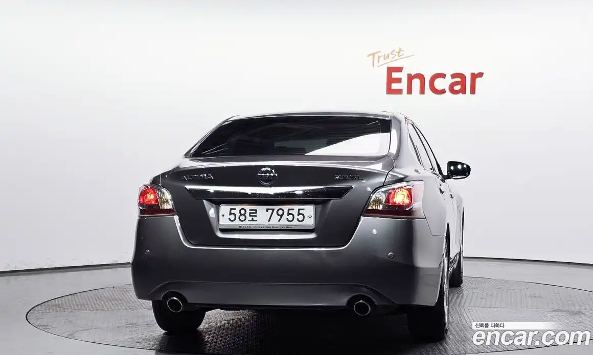 Nissan Altima 2014 2.5 Автомат в Москве № 285024, фото 13