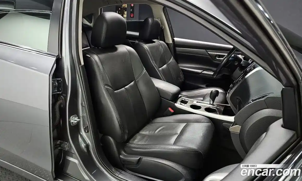 Nissan Altima 2014 2.5 Автомат в Москве № 285024, фото 7