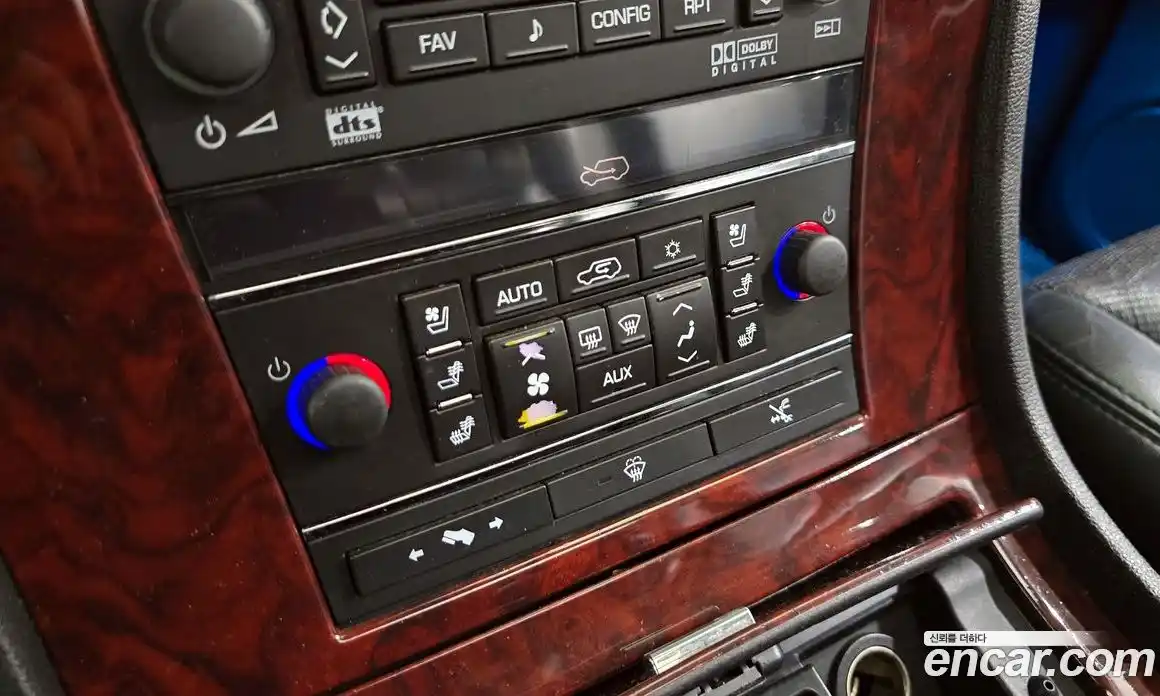 Cadillac Escalade 2007 6.2 Автомат в Москве № 285602, фото 18