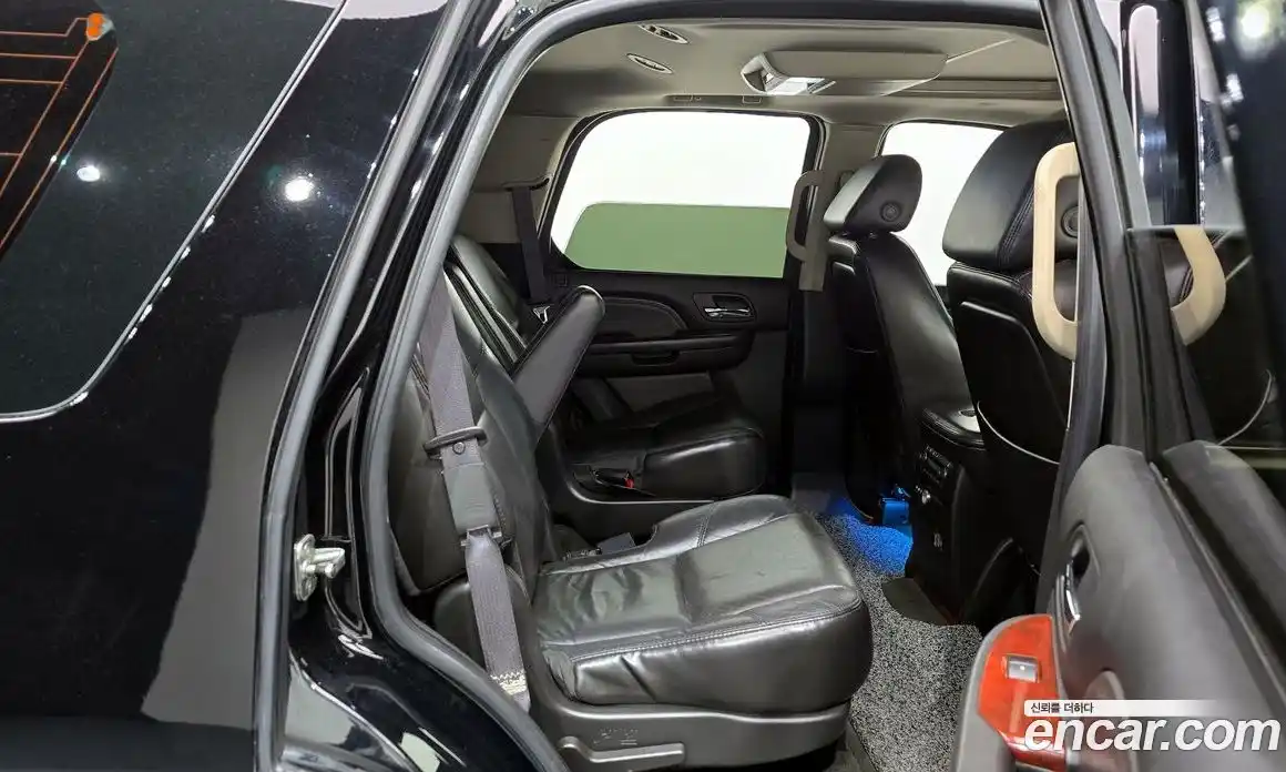 Cadillac Escalade 2007 6.2 Автомат в Москве № 285602, фото 9