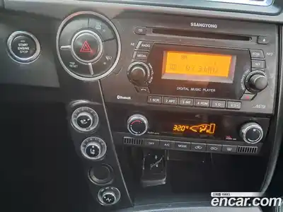 SsangYong Korando 2016 2.0 Автомат в Москве № 29023, миниатюра 11