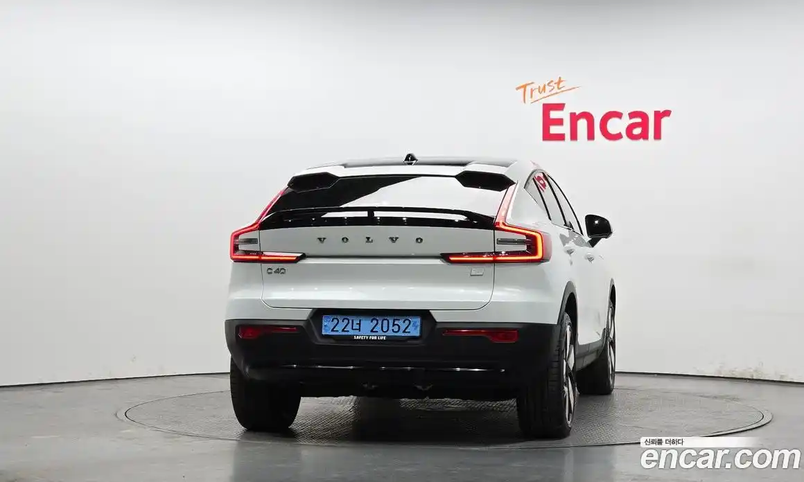 Volvo C40 2023 0.2 Автомат в Москве № 293720, фото 20