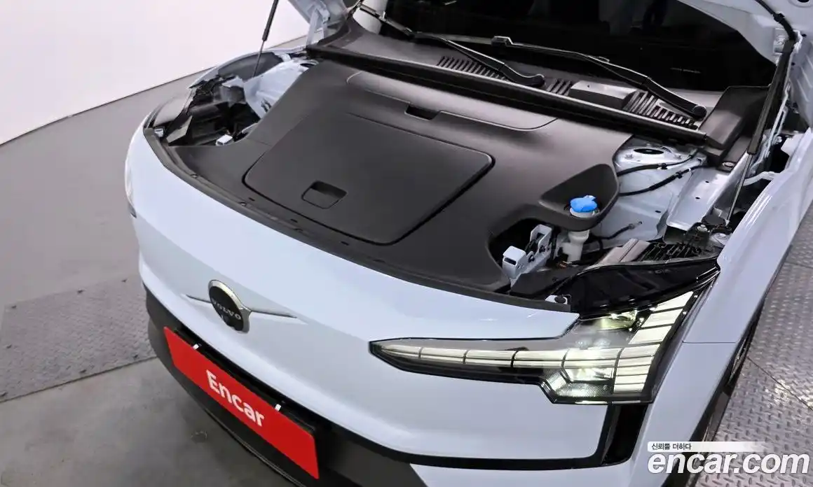 Volvo EX30 2025 Автомат в Москве № 293739, фото 16