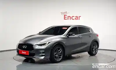 Infiniti Q30, 2017