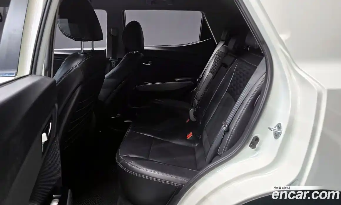 SsangYong TIBOLI 2019 1.6 Автомат в Москве № 30087, фото 10