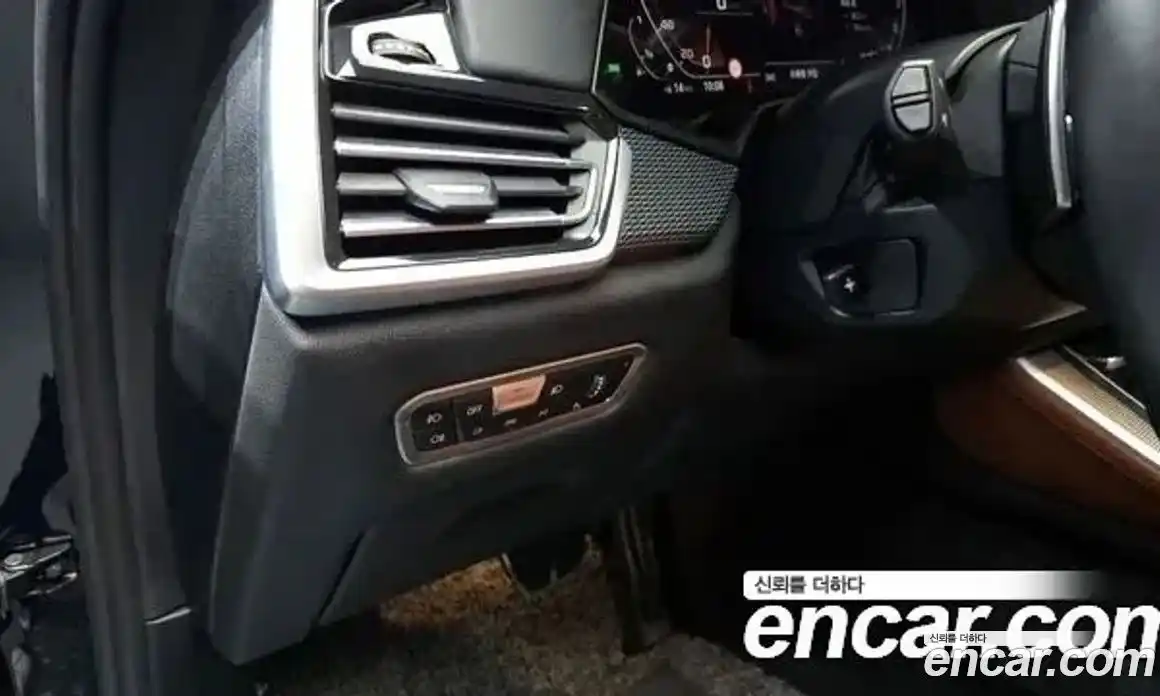 BMW X5 2021 4.4 Автомат в Москве № 303028, фото 17