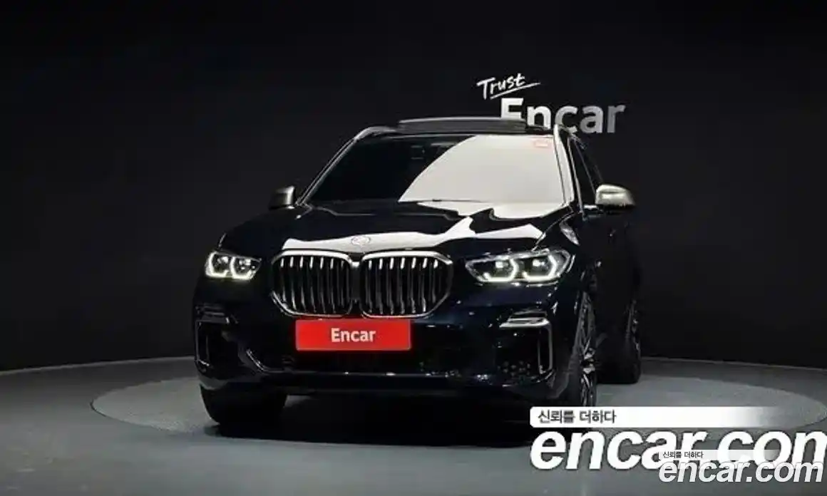 BMW X5 2021 4.4 Автомат в Москве № 303028, фото 3