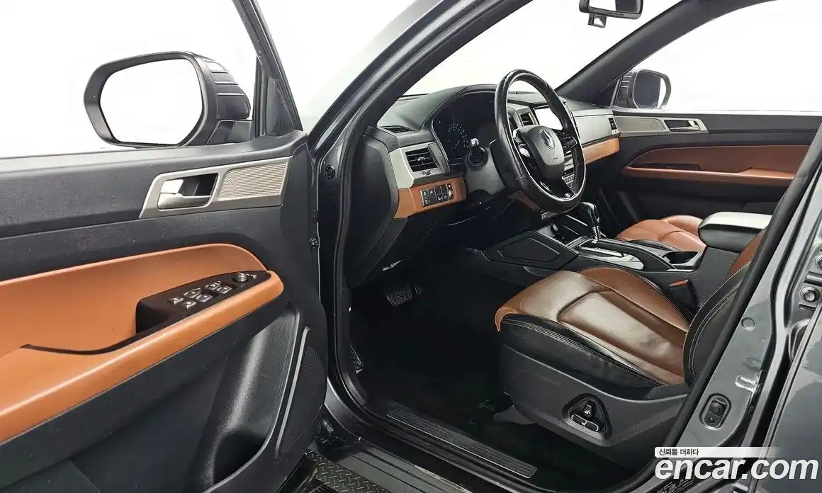 SsangYong Rexton 2018 2.2 Автомат в Москве № 31501, фото 4