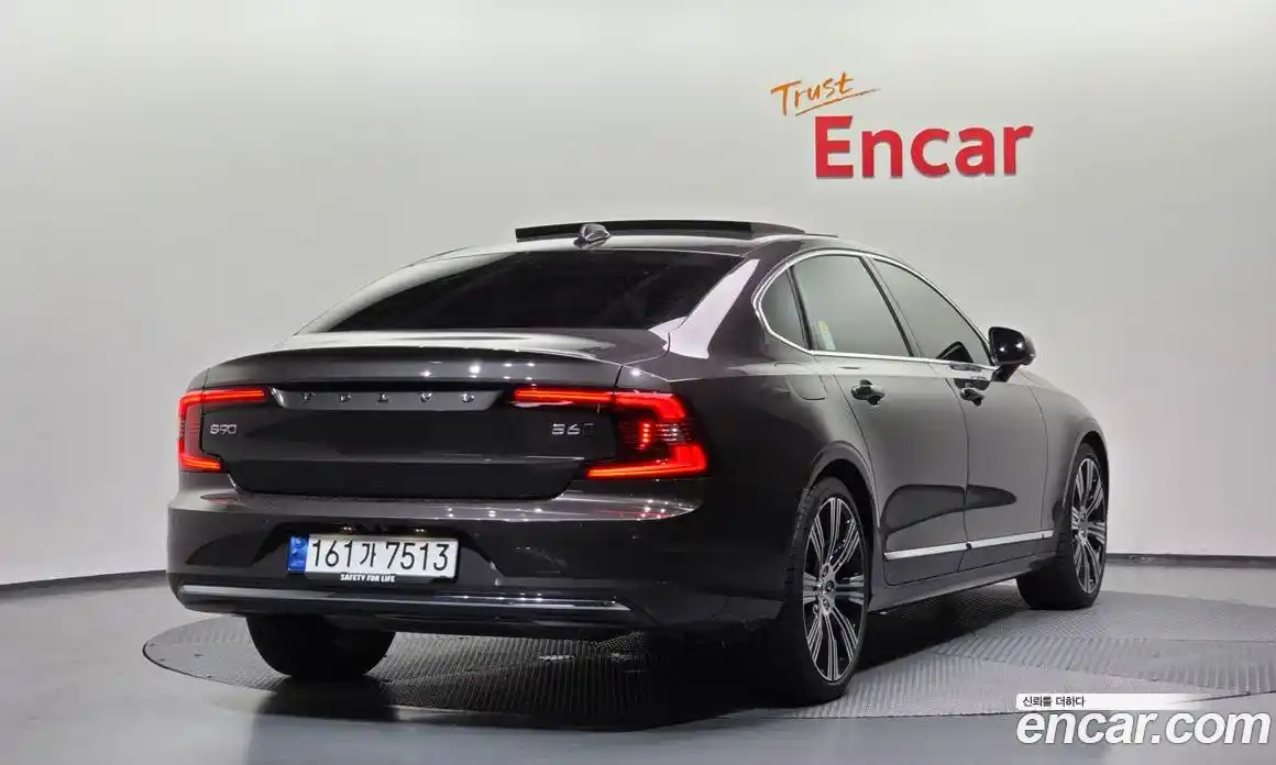 Volvo S90 2024 2.0 Автомат в Москве № 325998, фото 9