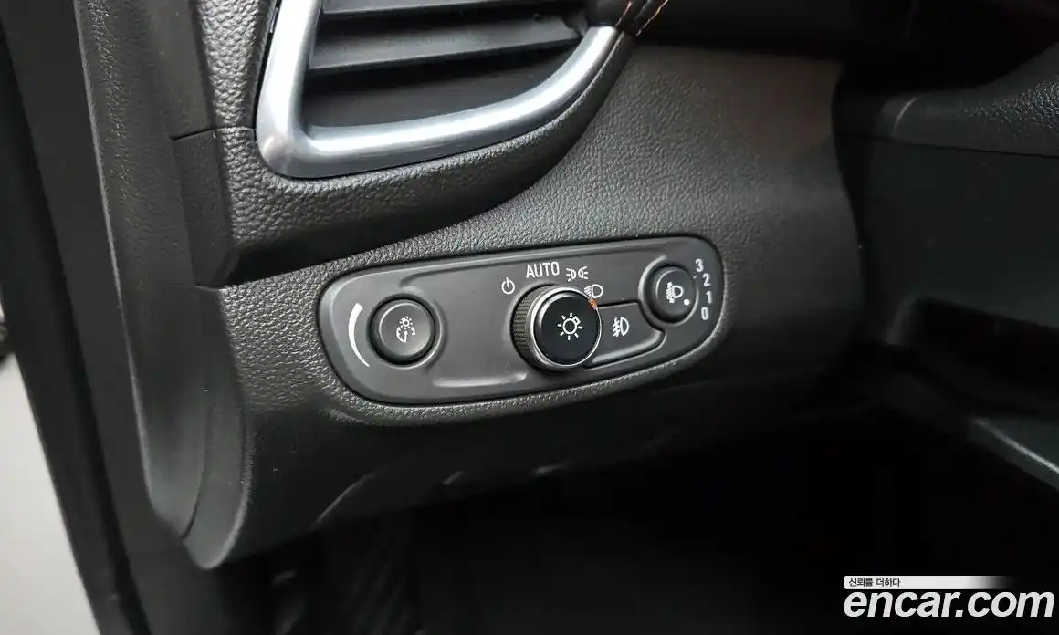 Chevrolet Trax 2019 1.4 Автомат в Москве № 332455, фото 3