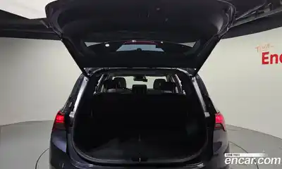 Hyundai Santa Fe 2023 2.5 Автомат в Москве № 335663, миниатюра 11