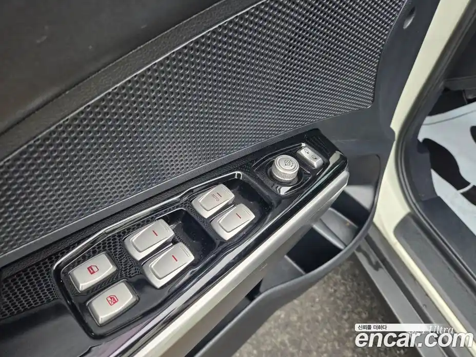 SsangYong TIBOLI 2015 1.6 Автомат в Москве № 34003, фото 13