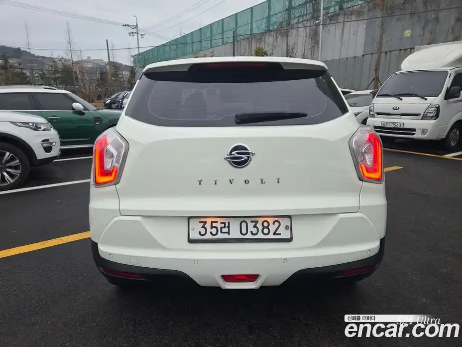 SsangYong TIBOLI 2015 1.6 Автомат в Москве № 34003, фото 4