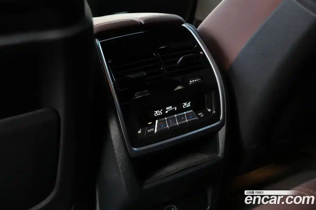 BMW X6 2023 3.0 Автомат в Москве № 361788, фото 13