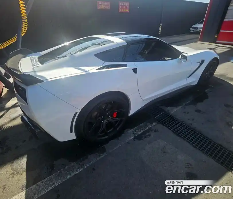 Chevrolet Corvette 2018 6.2 Автомат в Москве № 363795, фото 16