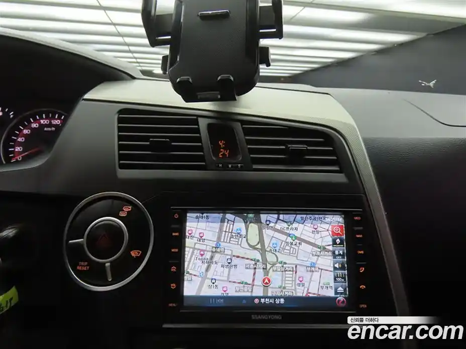 SsangYong Korando 2012 2.0 Автомат в Москве № 36530, фото 15