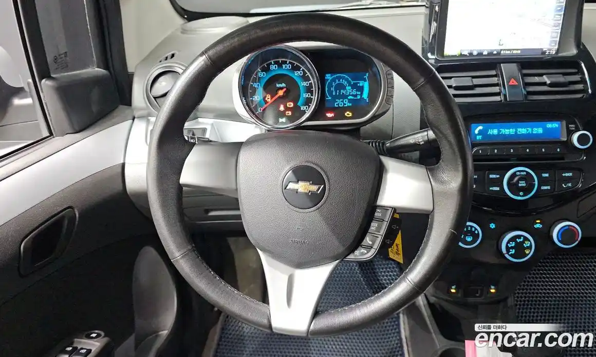 Chevrolet Spark 2014 1.0 Автомат в Москве № 371299, фото 14