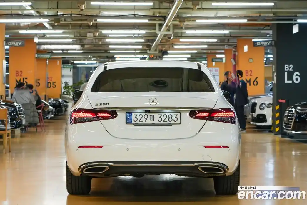 Mercedes-Benz E-Class 2021 2.0 Автомат в Москве № 372482, фото 13