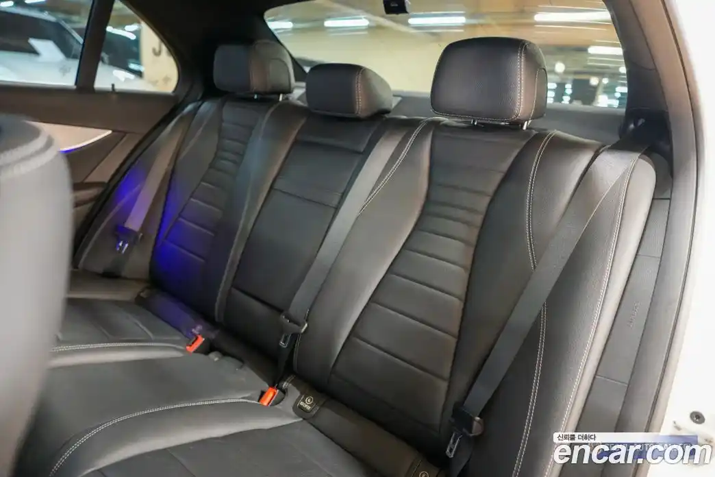 Mercedes-Benz E-Class 2021 2.0 Автомат в Москве № 372482, фото 17