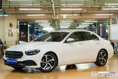 Mercedes-Benz E-Class 2021 2.0 Автомат в Москве № 372482, миниатюра 10