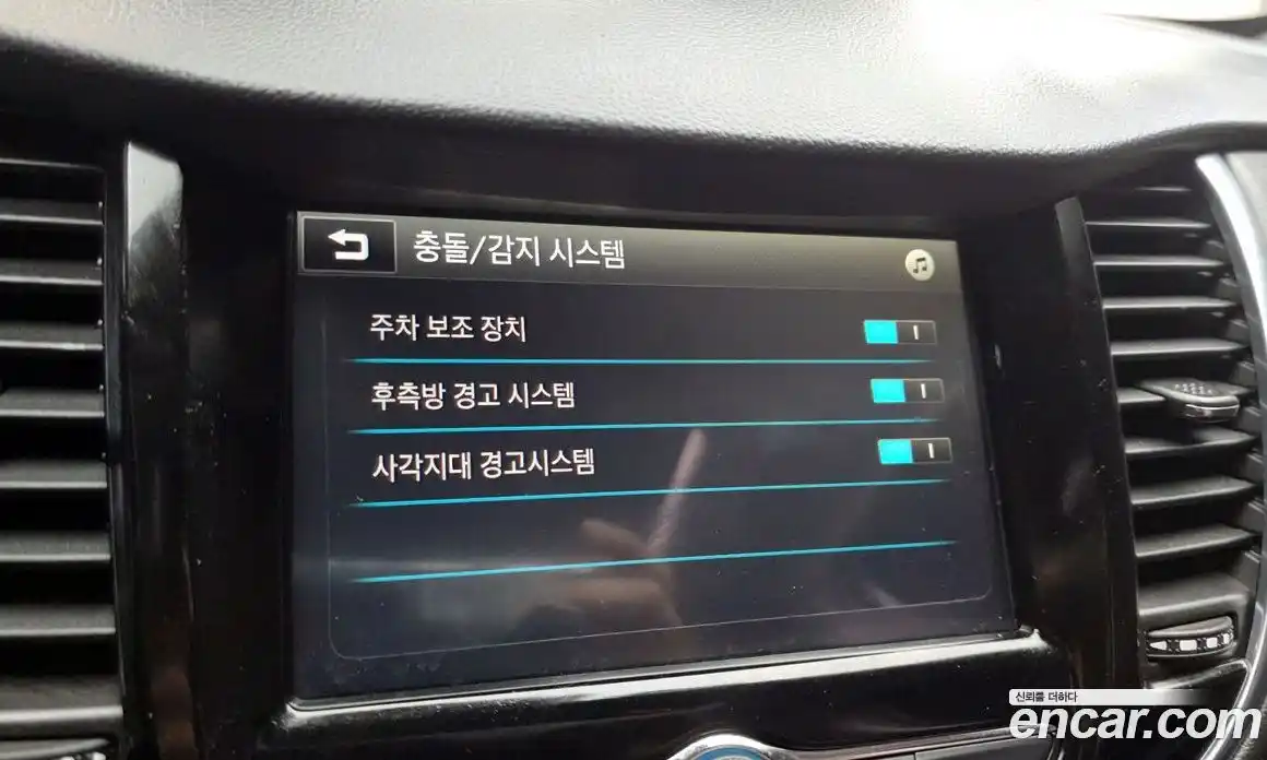 Chevrolet Trax 2017 1.6 Автомат в Москве № 37447, фото 17