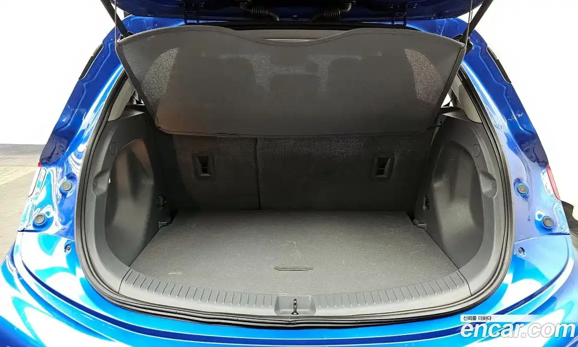 Chevrolet Bolt EV 2019 0.2 Автомат в Москве № 37638, фото 11