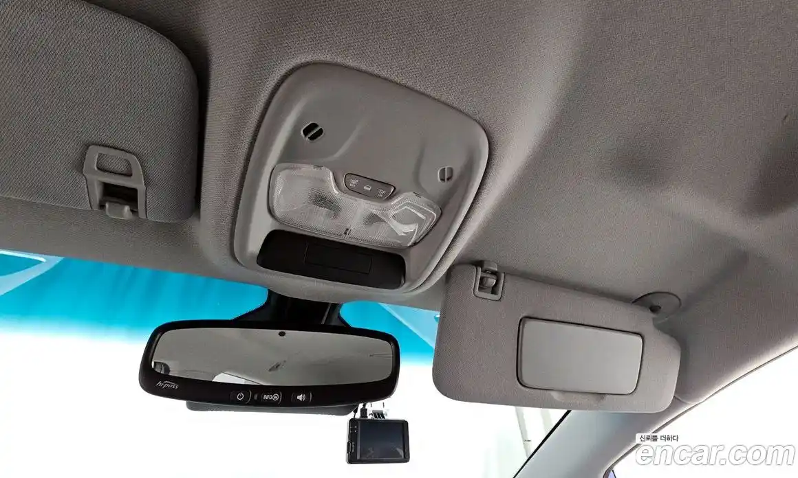 Chevrolet Bolt EV 2019 0.2 Автомат в Москве № 37638, фото 19