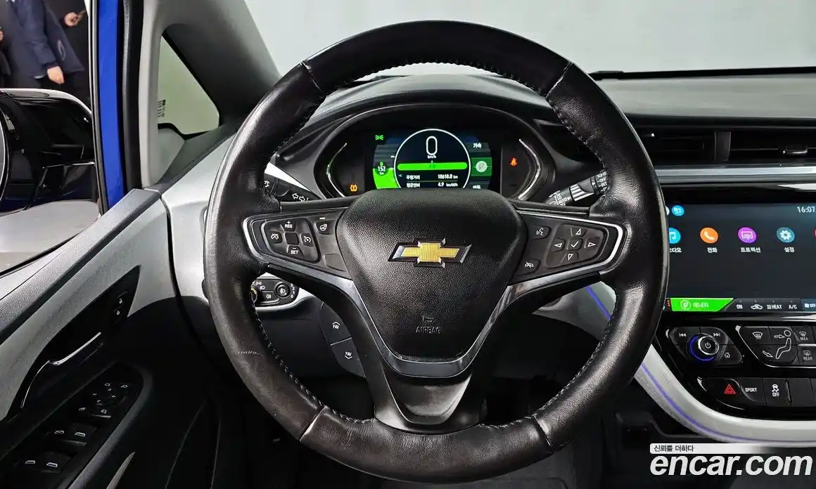 Chevrolet Bolt EV 2019 0.2 Автомат в Москве № 37638, фото 8