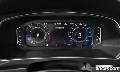 Volkswagen Tiguan 2022 2.0 Автомат в Москве № 383022, миниатюра 8