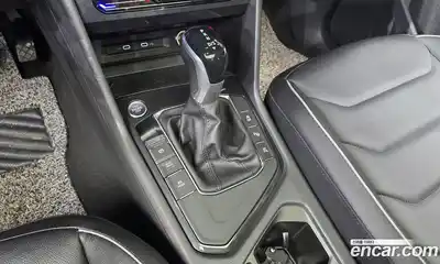 Volkswagen Tiguan 2022 2.0 Автомат в Москве № 383022, миниатюра 9